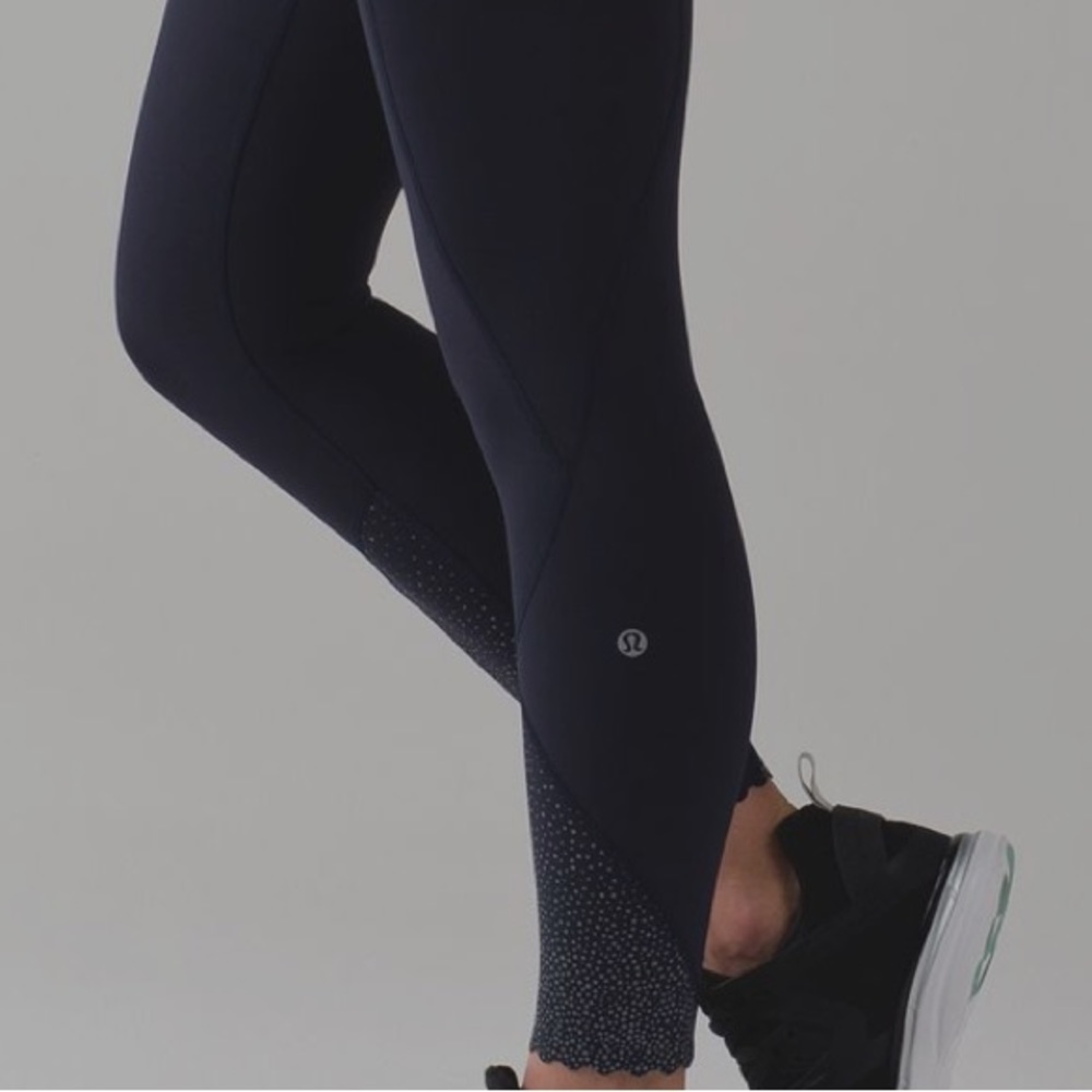 tight stuff lululemon leggings ,size 6 - Picture 3 of 12